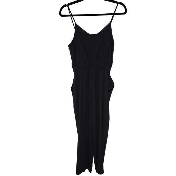 Uniqlo Dresses & Skirts - Uniqlo Black Shoulder Spaghetti-Strap Jumpsuit